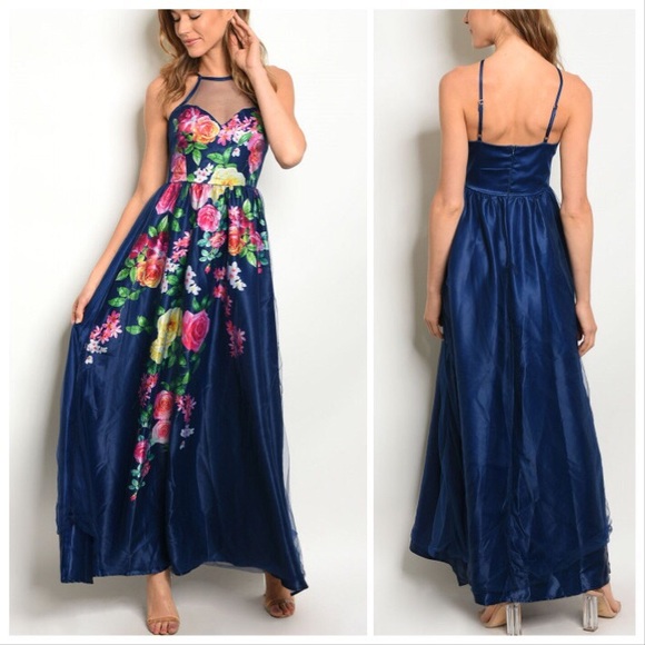 *LAST ONE* Tulle and Roses Formal Maxi Dress - Picture 5 of 8